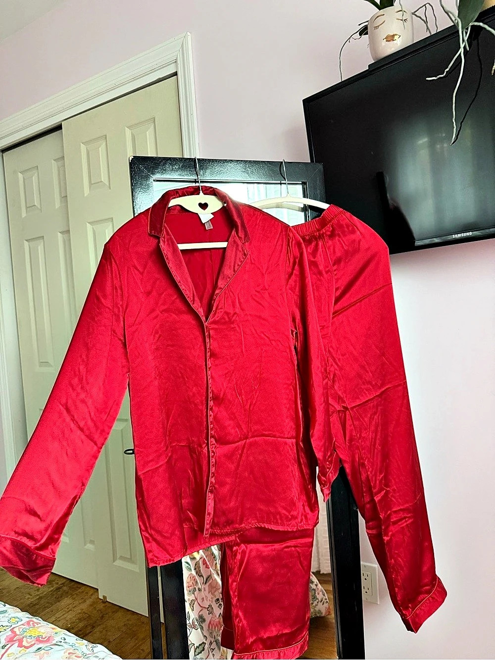Intimissimi 100% real silk Signature Satin Long Pajama Set in red size small s